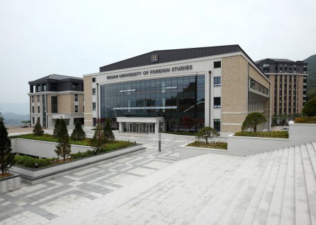 부산외국어대학교 홍보용 이미지